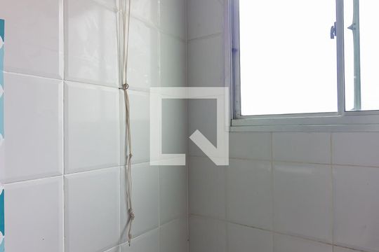 Área de Serviço de apartamento para alugar com 2 quartos, 55m² em Jardim Roberto, Osasco