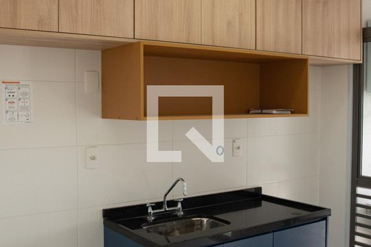 Cozinha de apartamento para alugar com 2 quartos, 67m² em Barra Funda, São Paulo