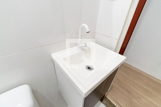 Lavabo de casa para alugar com 2 quartos, 100m² em Cidade Vargas, São Paulo