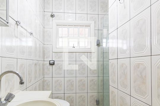 Banheiro de casa para alugar com 2 quartos, 100m² em Cidade Vargas, São Paulo