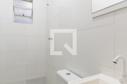 Lavabo de casa para alugar com 2 quartos, 100m² em Cidade Vargas, São Paulo