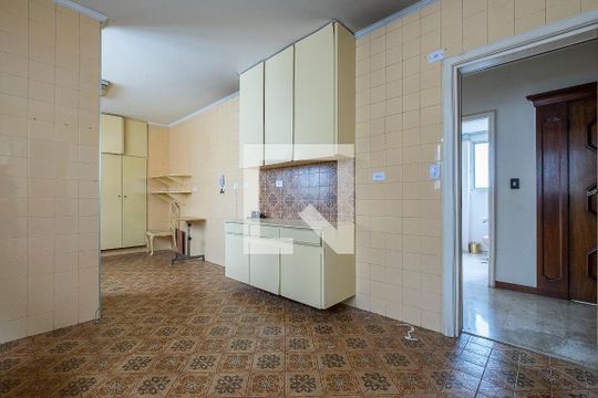 Cozinha de apartamento para alugar com 3 quartos, 210m² em Jardim Paulista, São Paulo