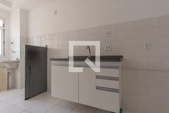 Cozinha de apartamento para alugar com 2 quartos, 55m² em Vila Satúrnia, Campinas