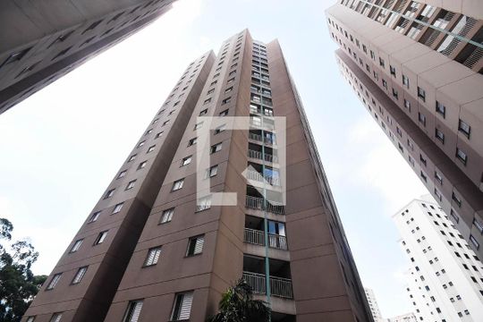 Fachada de apartamento à venda com 2 quartos, 57m² em Parque Taboao, Taboão da Serra