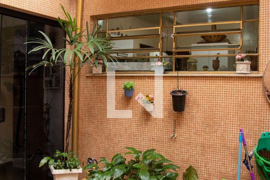 Churrasqueira de casa para alugar com 3 quartos, 300m² em Carandiru, São Paulo
