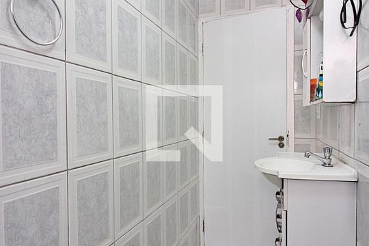 Banheiro Social de apartamento à venda com 2 quartos, 66m² em Jardim do Mar, São Bernardo do Campo