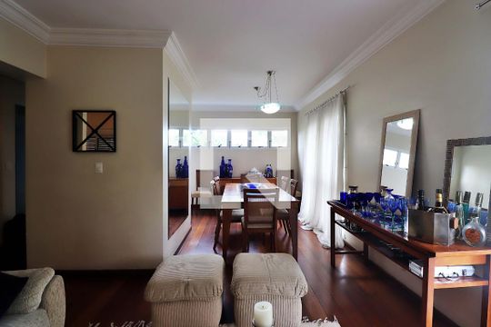 Sala de apartamento à venda com 3 quartos, 130m² em Vila Bastos, Santo André