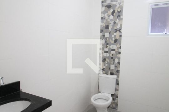 Banheiro de casa à venda com 4 quartos, 300m² em Lauzane Paulista, São Paulo