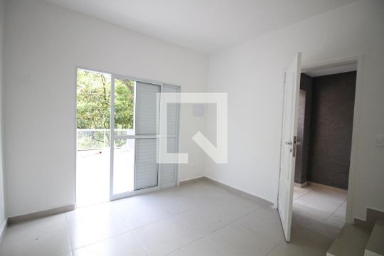 Casa à venda com 4 quartos, 300m² em Lauzane Paulista, São Paulo