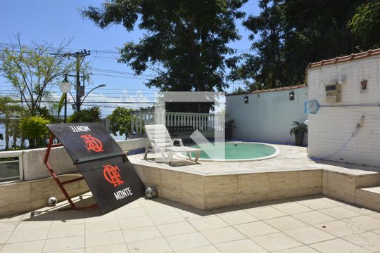 Área comum - Piscina de casa para alugar com 6 quartos, 400m² em Zumbi, Rio de Janeiro
