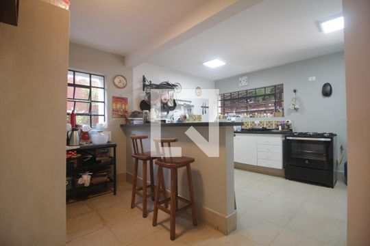 Cozinha de casa à venda com 4 quartos, 260m² em Jardim Morumbi, São Paulo