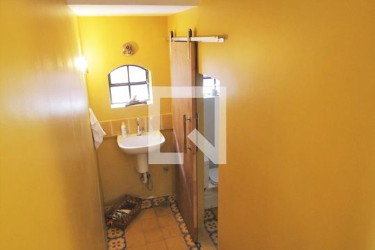 Lavabo de casa à venda com 4 quartos, 260m² em Jardim Morumbi, São Paulo