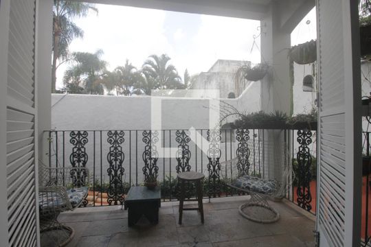 Varanda de casa à venda com 4 quartos, 260m² em Jardim Morumbi, São Paulo