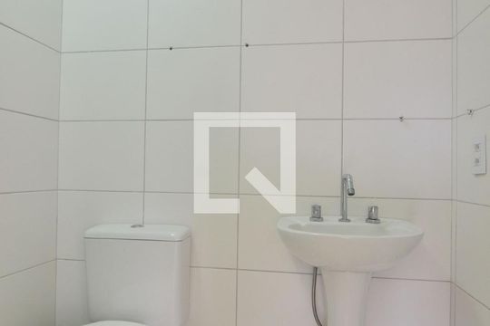 Banheiro de apartamento para alugar com 2 quartos, 57m² em Centro, Canoas