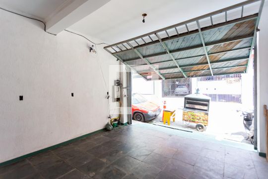 Garagem de casa à venda com 1 quarto, 60m² em Conceicao, Osasco