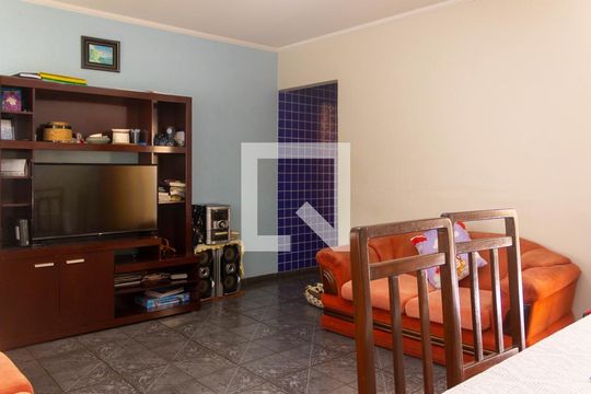 Sala de casa para alugar com 3 quartos, 150m² em Vila Marari, São Paulo