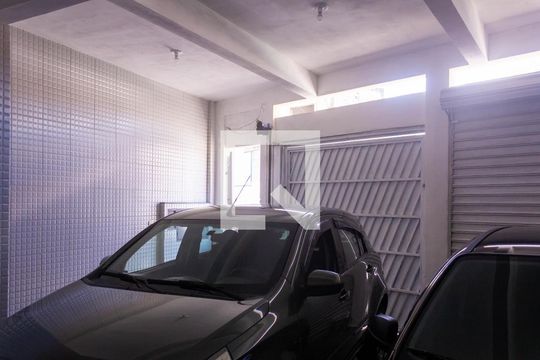 Garagem de casa para alugar com 3 quartos, 150m² em Vila Marari, São Paulo
