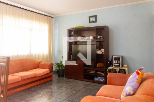 Casa para alugar com 3 quartos, 150m² em Vila Marari, São Paulo