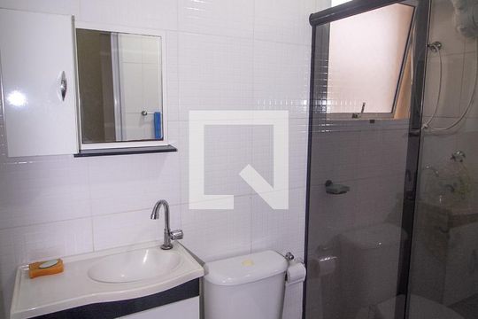 Banheiro de apartamento para alugar com 1 quarto, 45m² em Parque São Lourenço, São Paulo