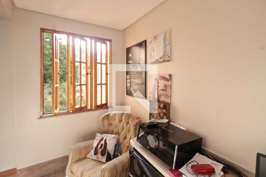 Escritório de casa à venda com 3 quartos, 199m² em Vila Monumento, São Paulo