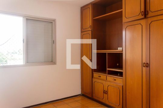 Quarto 1 de apartamento à venda com 3 quartos, 70m² em Cidade Ademar, São Paulo