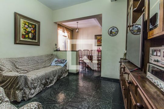 Casa à venda com 11 quartos, 340m² em Barro Preto, Belo Horizonte