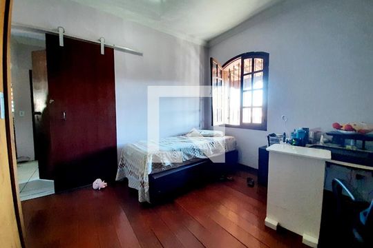 Casa à venda com 3 quartos, 307m² em Betânia, Belo Horizonte