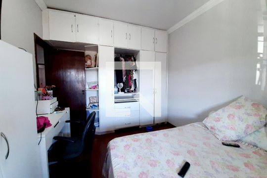 Casa à venda com 3 quartos, 307m² em Betânia, Belo Horizonte