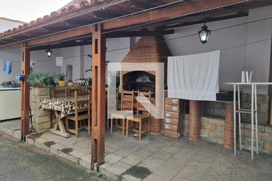Casa à venda com 4 quartos, 203m² em Jardim Montanhês, Belo Horizonte
