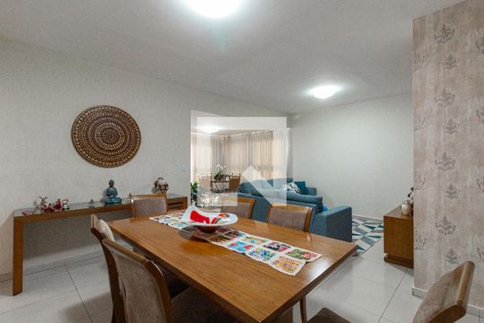 Apartamento à venda com 4 quartos, 126m² em Itapoã, Belo Horizonte