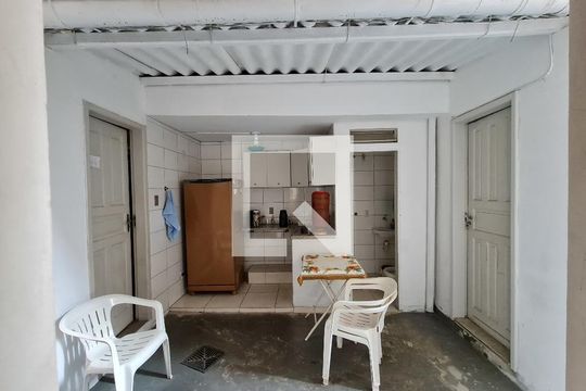 Casa à venda com 4 quartos, 271m² em Boa Viagem, Belo Horizonte