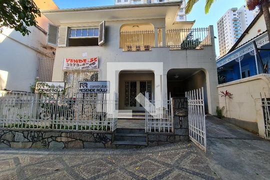 Casa à venda com 4 quartos, 271m² em Boa Viagem, Belo Horizonte