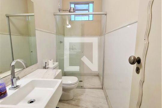 Casa à venda com 4 quartos, 271m² em Boa Viagem, Belo Horizonte