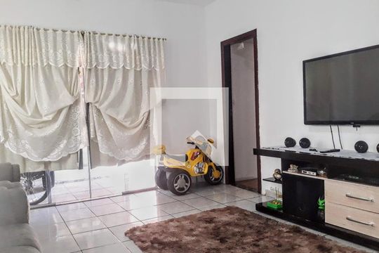 Casa à venda com 3 quartos, 270m² em Nova Vista, Belo Horizonte