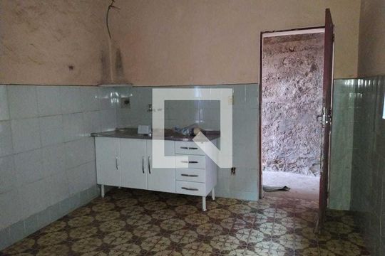 Casa à venda com 4 quartos, 350m² em Serra, Belo Horizonte