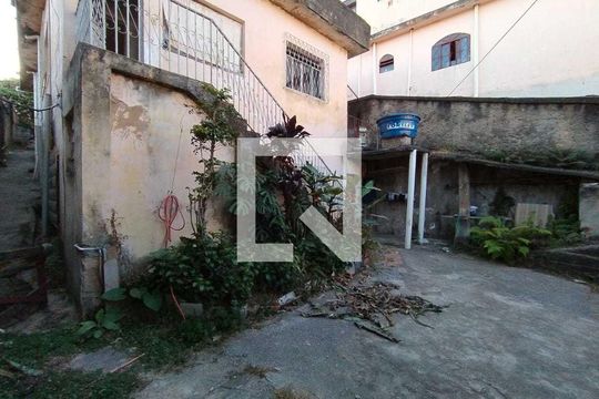 Casa à venda com 4 quartos, 350m² em Serra, Belo Horizonte