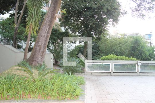 Apartamento à venda com 4 quartos, 140m² em Luxemburgo, Belo Horizonte