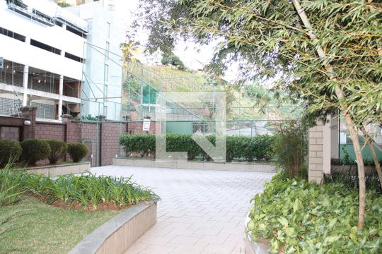Apartamento para alugar com 4 quartos, 140m² em Luxemburgo, Belo Horizonte