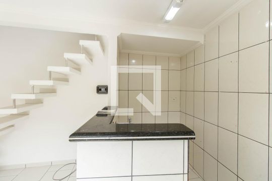 Cozinha de casa para alugar com 1 quarto, 52m² em Cidade Líder, São Paulo