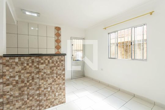 Sala de casa para alugar com 1 quarto, 52m² em Cidade Líder, São Paulo