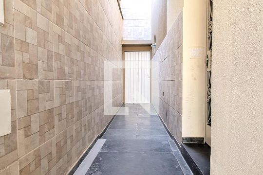 Casa à venda com 15 quartos, 350m² em Floresta, Belo Horizonte