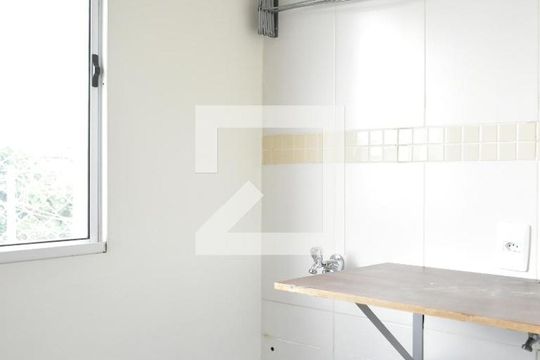 Área de Serviço de apartamento para alugar com 3 quartos, 60m² em Jardim Novo Cambuí, Hortolândia