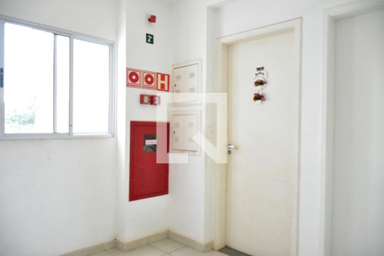 Hall de Entrada de apartamento para alugar com 3 quartos, 60m² em Jardim Novo Cambuí, Hortolândia