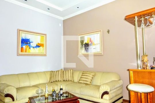 Casa à venda com 4 quartos, 326m² em Nova Suíssa, Belo Horizonte
