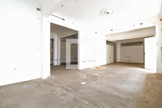 Casa à venda com 7 quartos, 559m² em Prado, Belo Horizonte