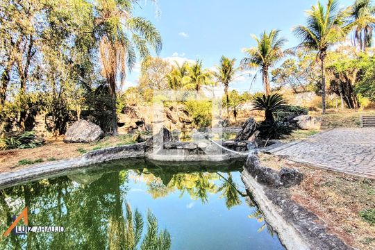 Casa à venda com 5 quartos, 1800m² em Bandeirantes (Pampulha), Belo Horizonte