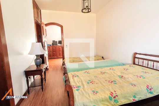 Casa à venda com 5 quartos, 1800m² em Bandeirantes (Pampulha), Belo Horizonte