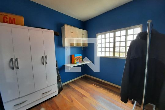 Casa à venda com 2 quartos, 170m² em Caiçaras, Belo Horizonte