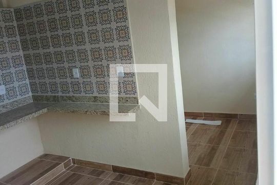 Casa à venda com 2 quartos, 170m² em Caiçaras, Belo Horizonte