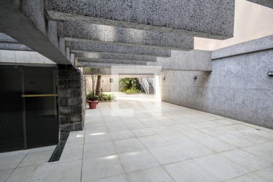 Apartamento à venda com 4 quartos, 310m² em Lourdes, Belo Horizonte